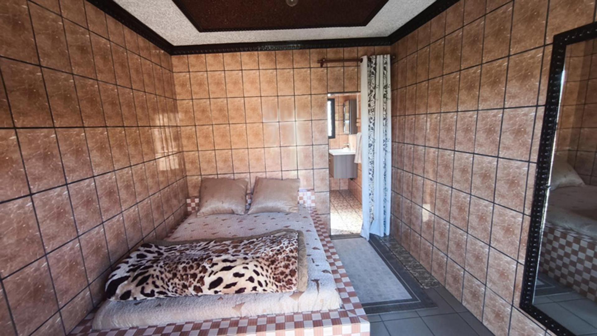 Hotel Restaurant Le Miamiam Glouglou Ambositra Luaran gambar