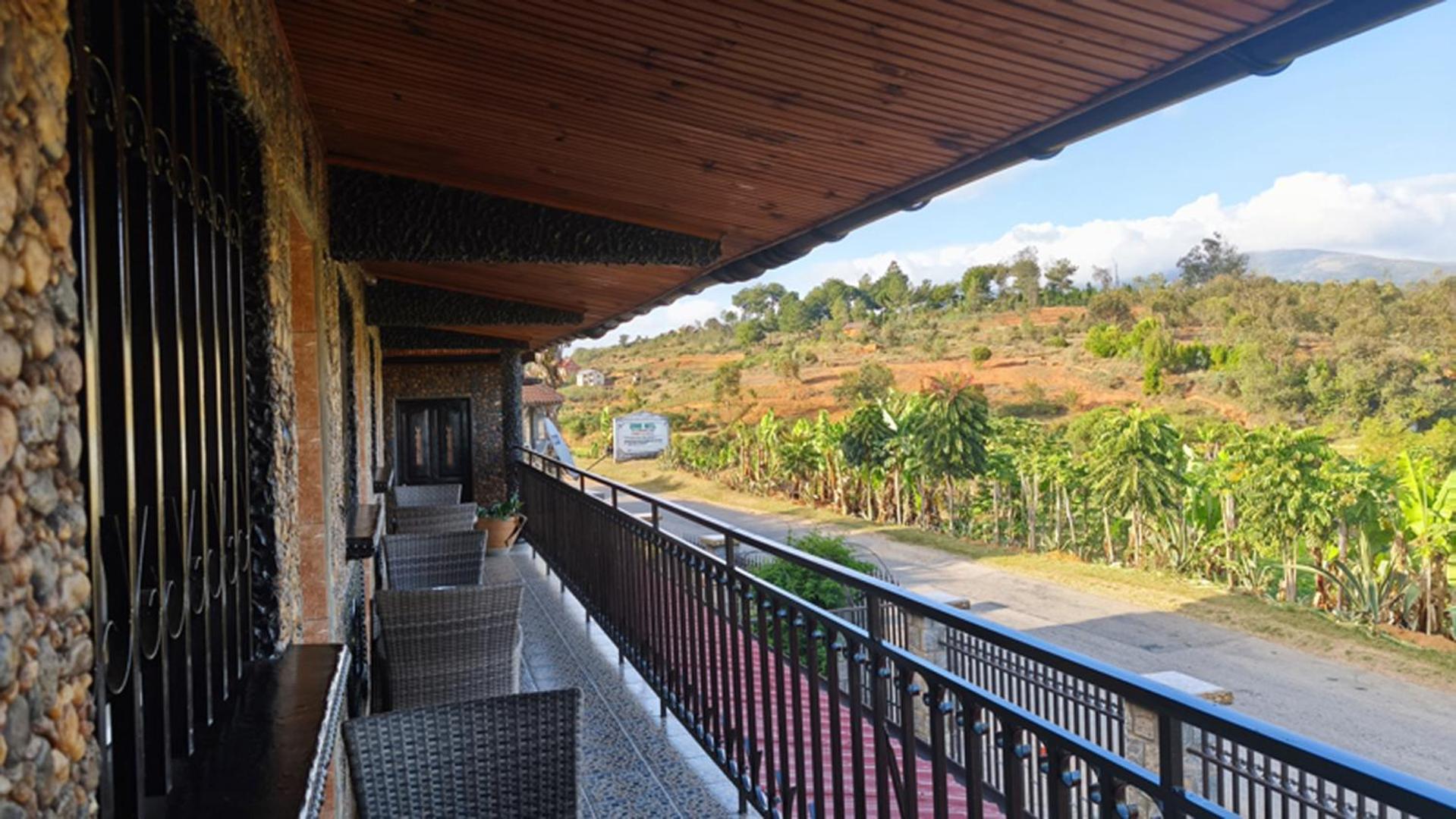 Hotel Restaurant Le Miamiam Glouglou Ambositra Luaran gambar