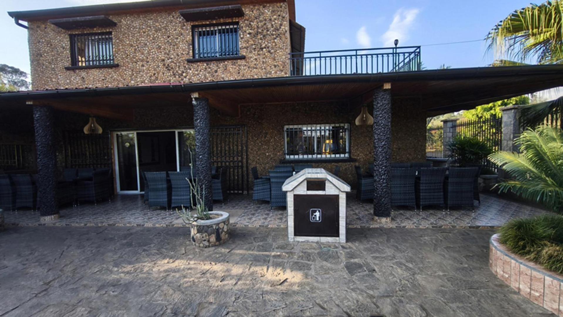 Hotel Restaurant Le Miamiam Glouglou Ambositra Luaran gambar